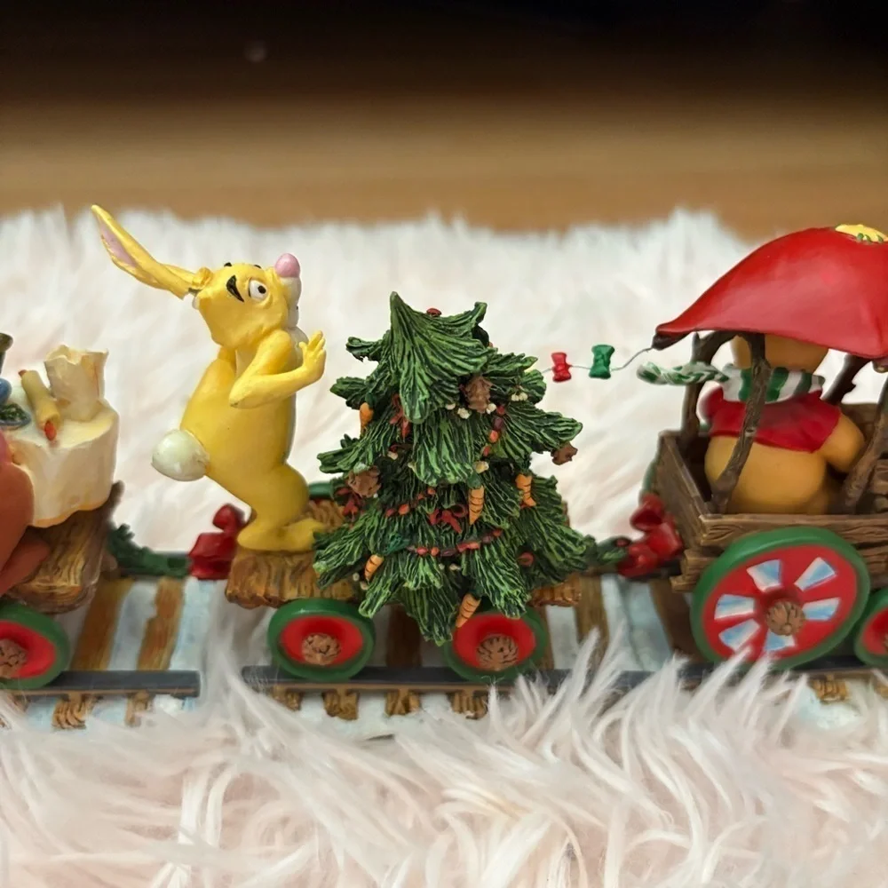 Disney Winnie The Pooh & Friends Christmas Holiday Train Set Danbury Rabbit Roo
